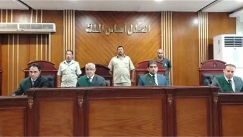 العدالة تنتصر لطفلة العاشر.. السجن 15 عامًا لمُعتدي المسجد