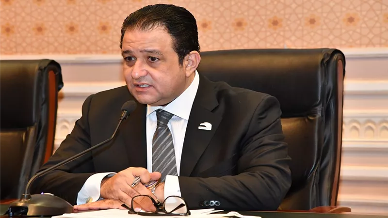 علاء عابد: زيارة ماكرون تعكس تقدير العالم لمكانة مصر الثقافية واستقرارها الأمني