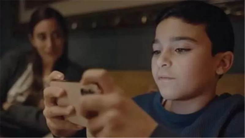 بعد تحذير مسلسل لام شمسية.. تعرف على أضرار الألعاب الأونلاين على الأطفال