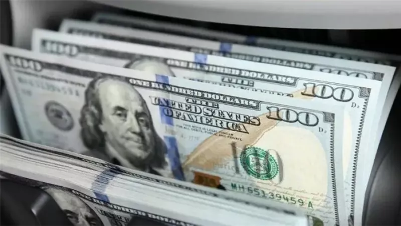 أسعار الدولار في مصر الثلاثاء 15 أبريل 2025.. مفاجآت بين الارتفاع والتراجع
