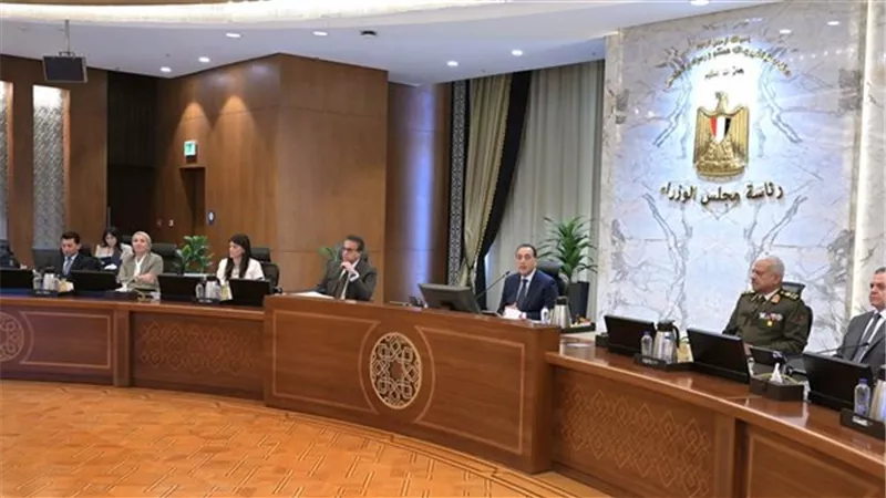 الحمصاني.. إصلاحات الدولة أنعشت الاقتصاد.. وتوسعات استثمارية جديدة في الطريق