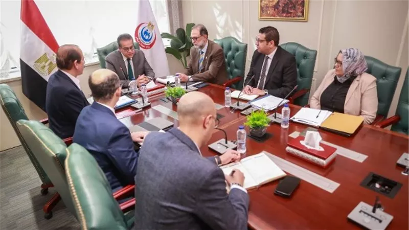 عبدالغفار.. لا تهاون في صحة المواطن.. وإغلاق مؤقت لمنشآت غير ملتزمة بالمعايير