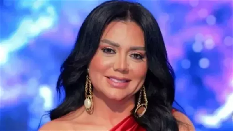رانيا يوسف.. تكشف أسرار حياتها وتضحياتها من أجل بناتها
