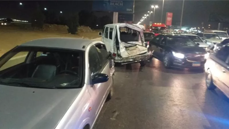 بيحتفلوا بشم النسيم.. إصابة 6 مواطنين جراء حادث على طريق وادي الريان