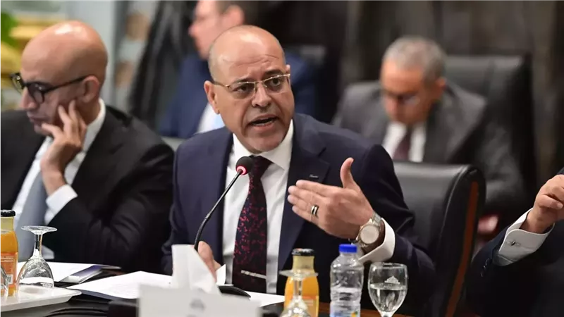 محمد جبران.. مصر تمتلك ثروة بشرية مؤهلة.. ونسعى لجعلها ركيزة للاستثمار