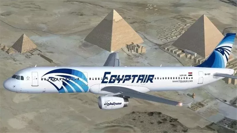 مصر للطيران تبدأ تطبيق التوقيت الصيفي على الرحلات الجوية اعتبارًا من الجمعة