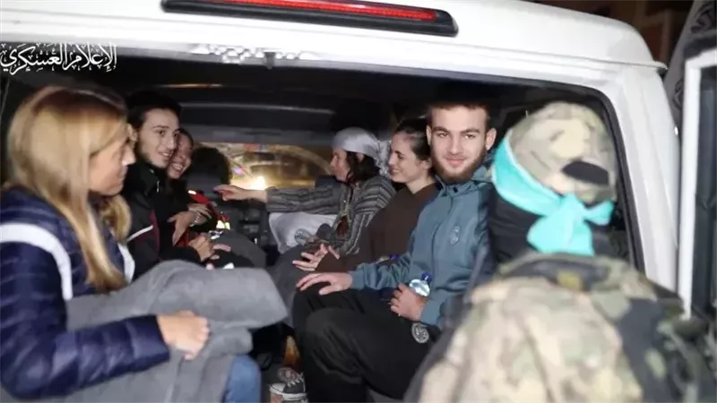 حماس تتمسك بمطالبها.. إطلاق جميع الأسرى مقابل وقف شامل للحرب