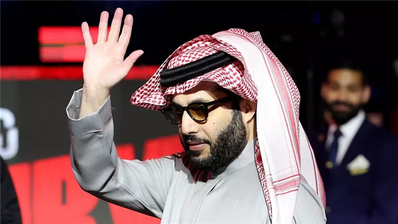 تركي آل الشيخ رئيسًا للاتحاد السعودي للملاكمة.. خطوة جديدة في تطوير الرياضة