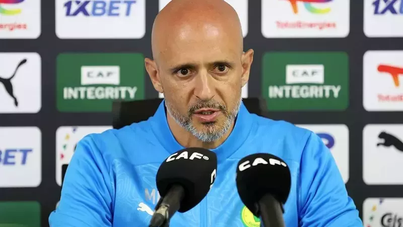 مدرب صنداونز يعتذر عن تصريحاته بشأن جماهير مباراة الأهلي.. «أخطأت في التقدير»