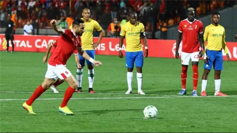 الأهلي وصن داونز.. هدف طاهر يمنح الأحمر الأفضلية في قمة أفريقيا