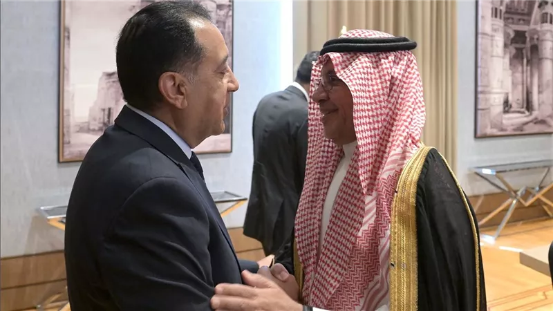 مدبولي يستقبل التويجري.. دعم مصري سعودي لتفعيل المجلس التنسيقي الأعلى