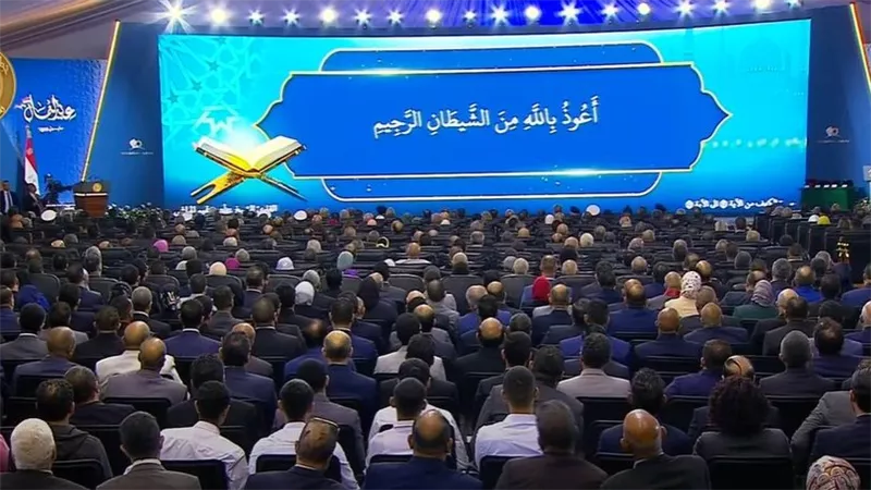 بدء الفعاليات بتلاوة قرآنية.. ورسائل دعم وتقدير من الرئيس لعمال مصر