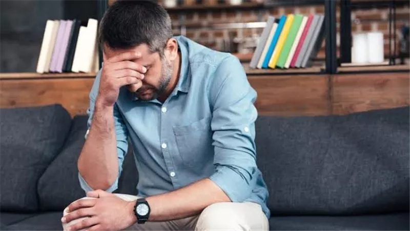 10 أسرار للتعامل بإيجابية مع “أزمة منتصف العمر” وصناعة حياة متوازنة 