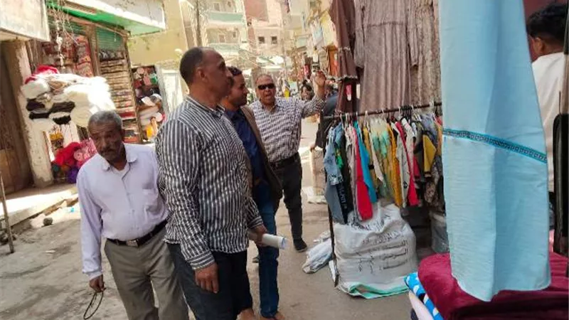 عماد كدواني.. لا تهاون مع المحال المخالفة.. وتكثيف الحملات لضبط السوق التجاري
