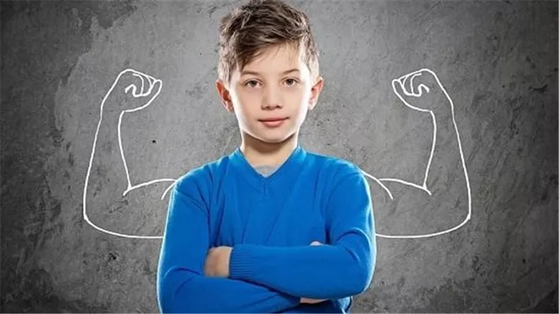 استعد لامتحانات نهاية العام.. 3 خطوات لتعزيز ثقة طفلك بنفسه