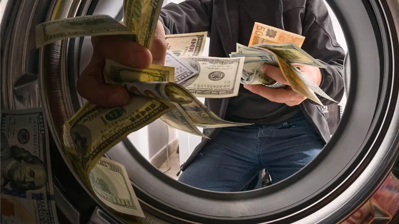 أمن الجيزة يوجه ضربات جديدة لمافيا «غسيل الأموال» ويضبط 60 مليون جنيه