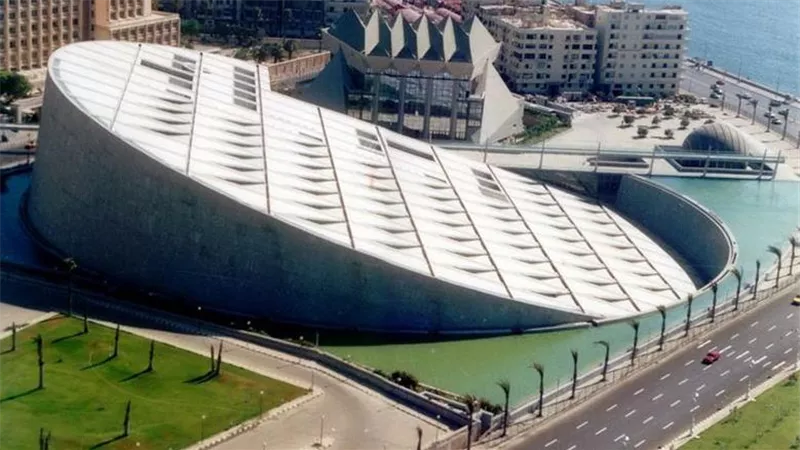 «الناشرين العرب» يعلن فتح التسجيل بمعرض مكتبة الإسكندرية الدولي للكتاب.. موعد انطلاقه
