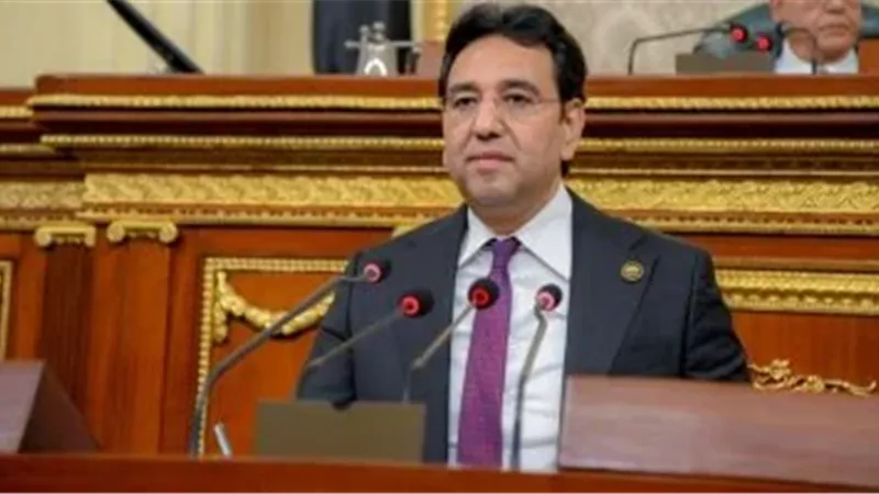 أيمن محسب يدين اقتحام بن غفير للمسجد الأقصى.. استفزاز فج لمشاعر المسلمين 