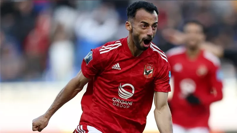 هل يقترب أحمد عبد القادر من قائمة الأهلي أمام إنبي؟.. مفاجأة