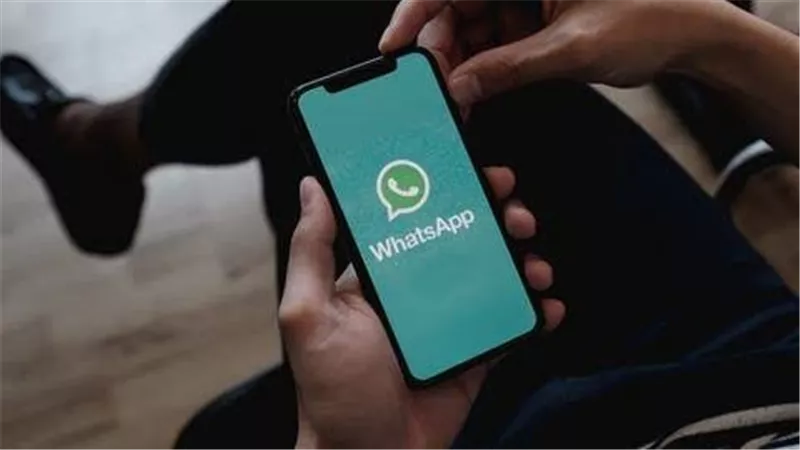  «لا تفتحها عشوائيًا».. صور واتساب قد تُعرض هاتفك للاختراق الكامل