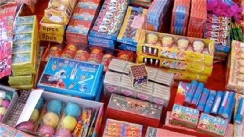قانون العقوبات يحسم الجدل.. عقوبات صارمة ضد بائعي الألعاب النارية بعيد الأضحى