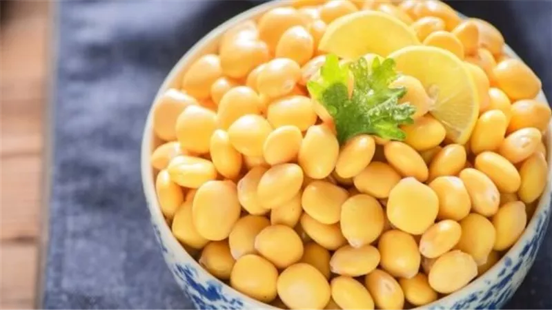 هذا ما يحدث لجسمك عندما تتناول الترمس بعد وليمة دسمة في العيد