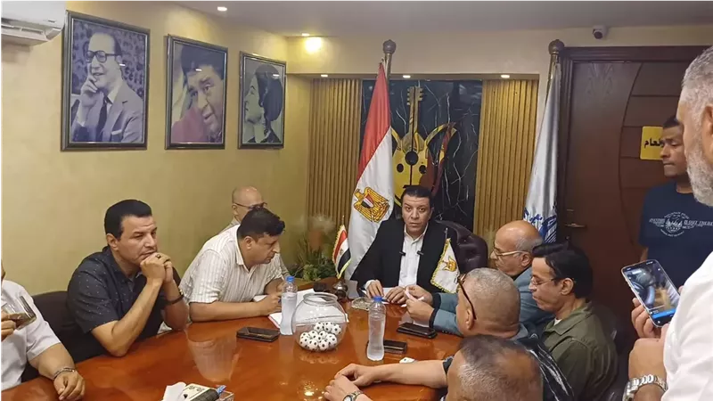 قرعة التجديد النصفي بنقابة الموسيقيين.. مصطفى كامل يشدد على احترام القانون والعدالة