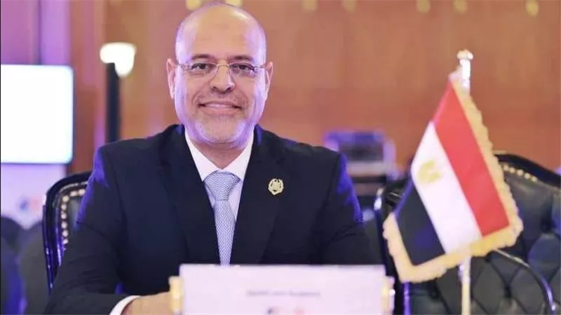 جبران يوجه بصرف تعويضات عاجلة بعد حادث سقوط مدخنة بأحد مصانع الطوب 