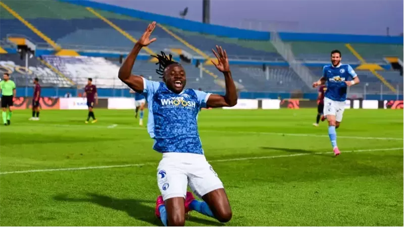 الفتح السعودي يفاوض بيراميدز لضم فيستون ماييلي.. واللاعب يتمسك بالرحيل
