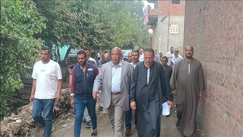 المحافظ يتابع مصابي الحادث.. ورئيس الغرفة يقدم التعازي من قلب القرية