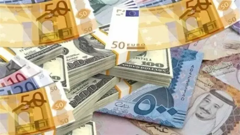أسعار العملات اليوم السبت 3-10-2026.. استقرار كامل أمام الجنيه