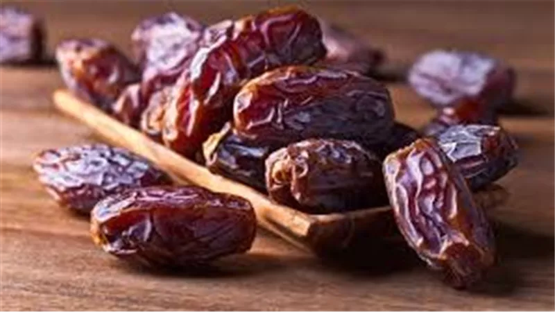 «الزراعة الذهبية».. مصر تتحول لمركز عالمي في إنتاج وتصدير التمور الفاخرة