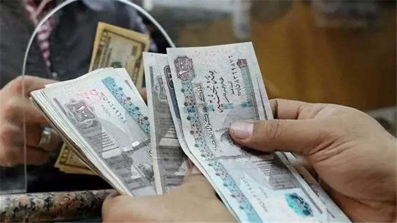 زيادة مرتقبة.. الحد الأدنى للأجور 2025 يصل 13 ألف جنيه لهذه الفئات