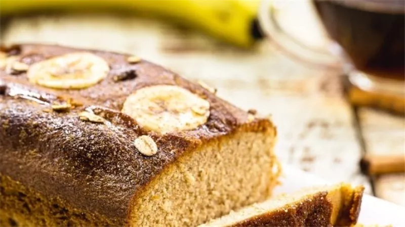 بـ3 خطوات سريعة.. طريقة عمل كيك الشوفان بالموز الصحي