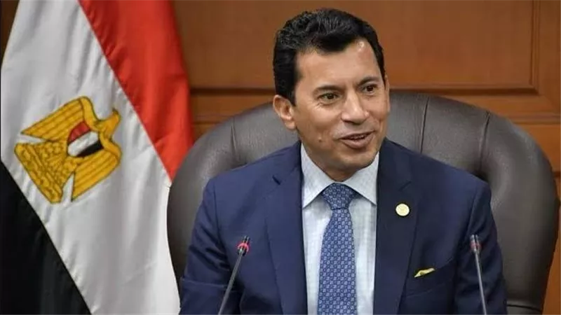 الخطيب يودع الأهلي.. هل كان للوزير دور في القرار؟