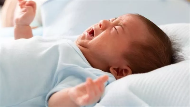 كل ما يجب أن تعرفيه عن «المغص عند الرضع» وأفضل طرق العلاج 