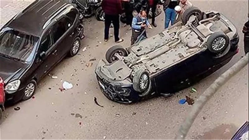 3 محاسبين في العشرينات يتعرضون لإصابات خطيرة بحادث سير أعلى كوبري سوهاج