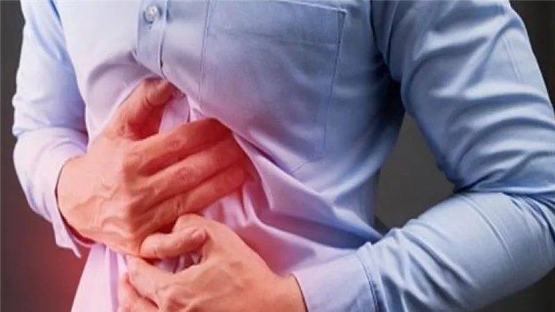 أعراض القولون العصبي قد تُخفي أمراضًا أخرى.. إليك التفاصيل