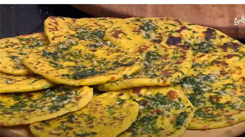طريقة عمل خبز البقدونس بالجبن الذائب.. هش ومليء بالنكهة