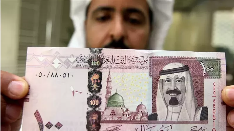 أسعار الريال السعودي مقابل الجنيه المصري بتعاملات الجمعة 