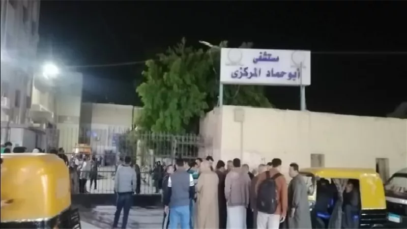 النيابة تباشر التحقيق مع شقيقين اعتديا على طبيب خلال إسعاف والدهما بالشرقية