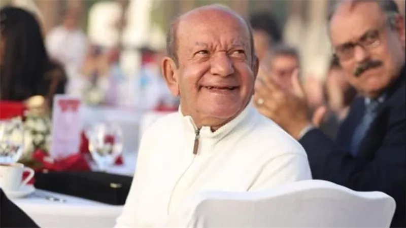 لطفي لبيب في العناية المركزة.. نزيف حنجري يهدد حياة فنان مصر الكبير