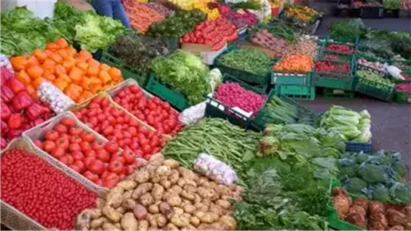 أسعار الخضروات والفاكهة بالأسواق اليوم الثلاثاء 30-6-2026
