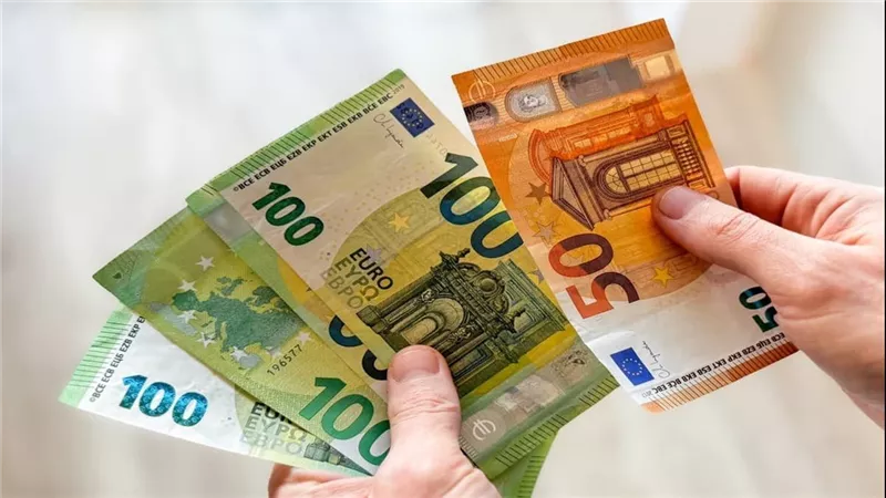سعر اليورو أمام الجنيه المصري اليوم الثلاثاء 45-5-2026