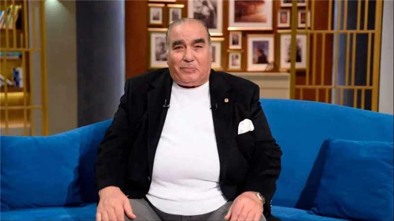 وصول جثمان الفنان سيد صادق إلى مسجد الشرطة بالشيخ زايد