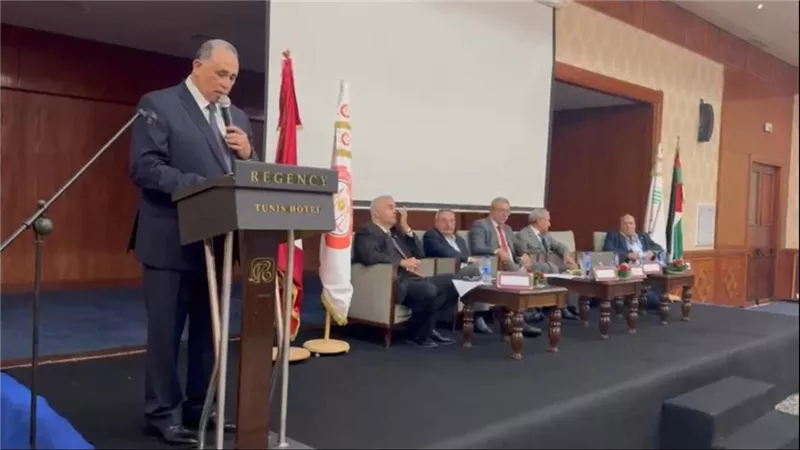 نقيب المحامين يطالب بمواقف حاسمة لنصرة غزة بندوة اتحاد المحامين العرب بتونس