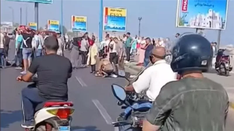 حادث مأساوي على كورنيش الإسكندرية بالشاطبي يودي بحياة شخصين ويصيب 7 آخرين