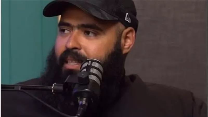 التحفظ على أموال وممتلكات التيك توكر محمد عبد العاطي بتهمة غسل أموال
