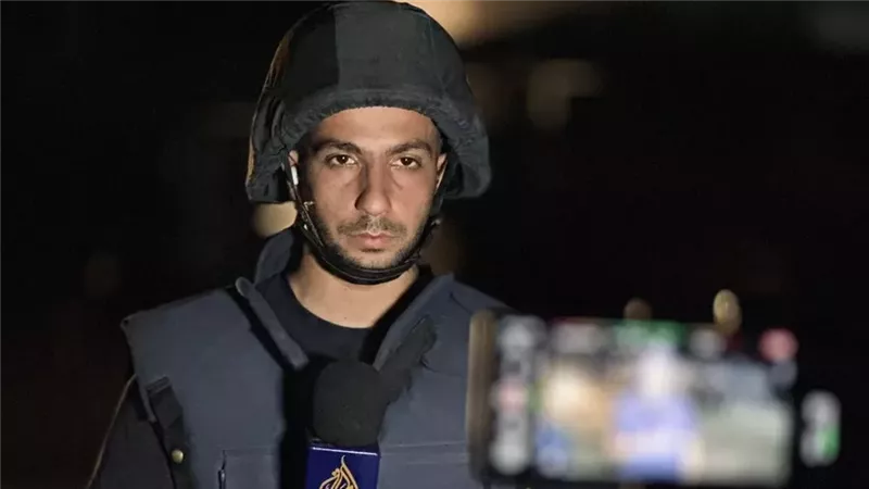 «قلت الحقيقة فقتلوا والدي».. الحكاية الكاملة لآخر شهادة الصحفي الشهيد أنس الشريف