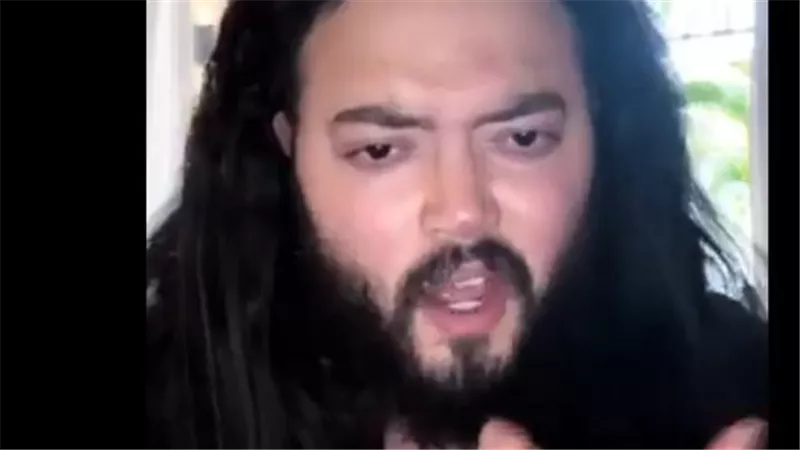 الرئيس السيسي يستجيب لطلب علي حسين مهدي ويعيده للوطن